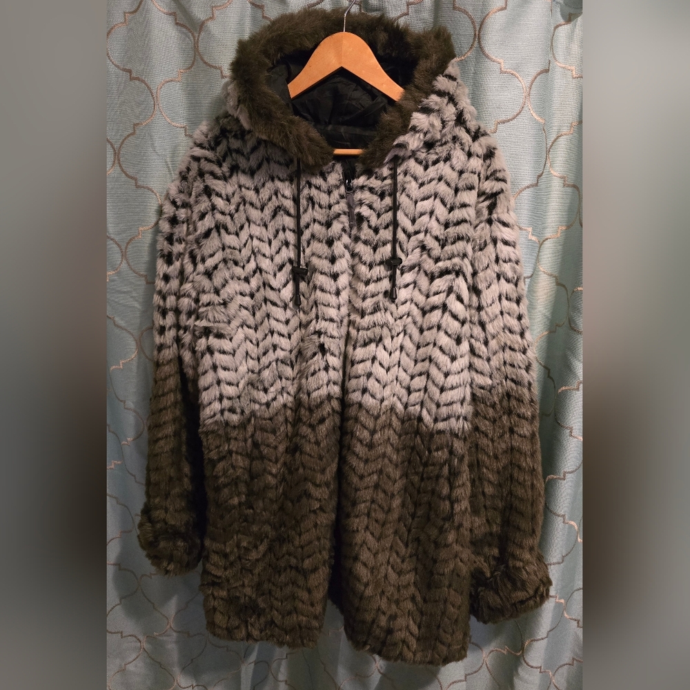 Women' 3XL-4XL Furry Faux Fur Hooded Coat Brown Light Gray Herringbone Pattern